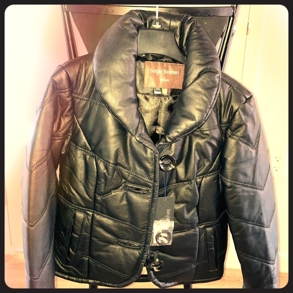 Kids black leather puff jacket••NWT!! 🤩